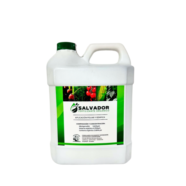 Presentación de 4 litros del fertilizante orgánico "Salvador"